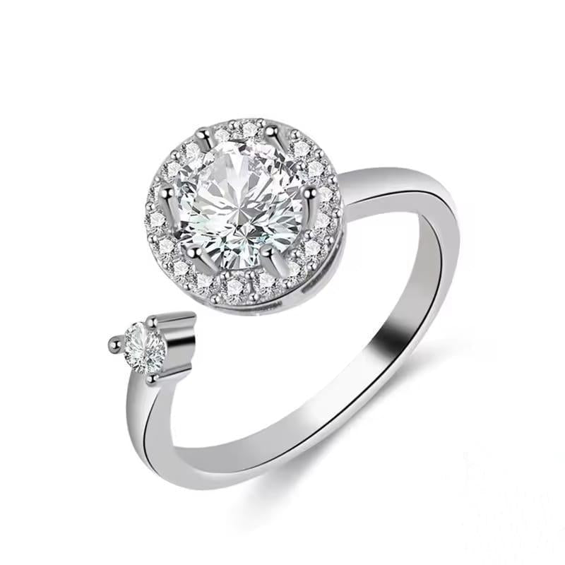 Elegant Spinning Ring KISWAH RETAILS