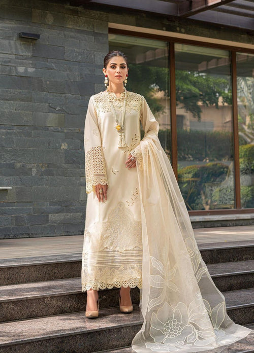 03 Piece - CHIKANKARI Lawn Suit