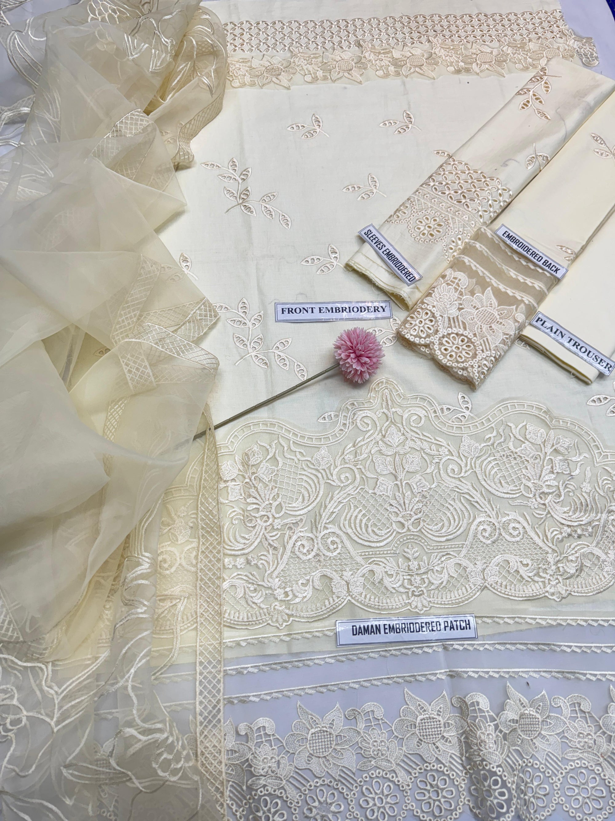 03 Piece - CHIKANKARI Lawn Suit