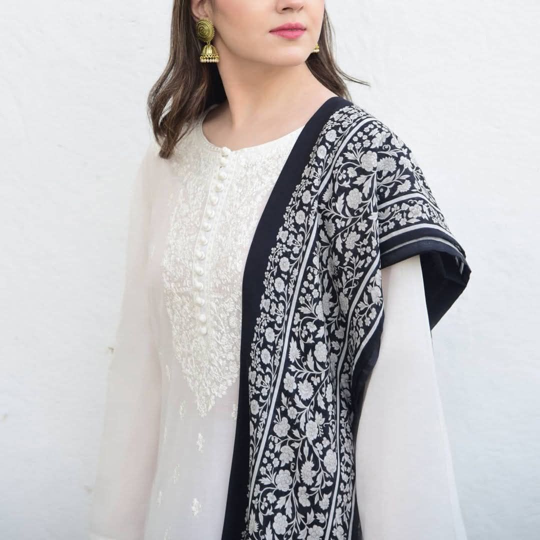 03 Piece - Embroidered Lawn Suit - White KISWAH RETAILS